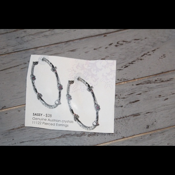 NWT Park Lane “Sassy” Earrings - Picture 5 of 8